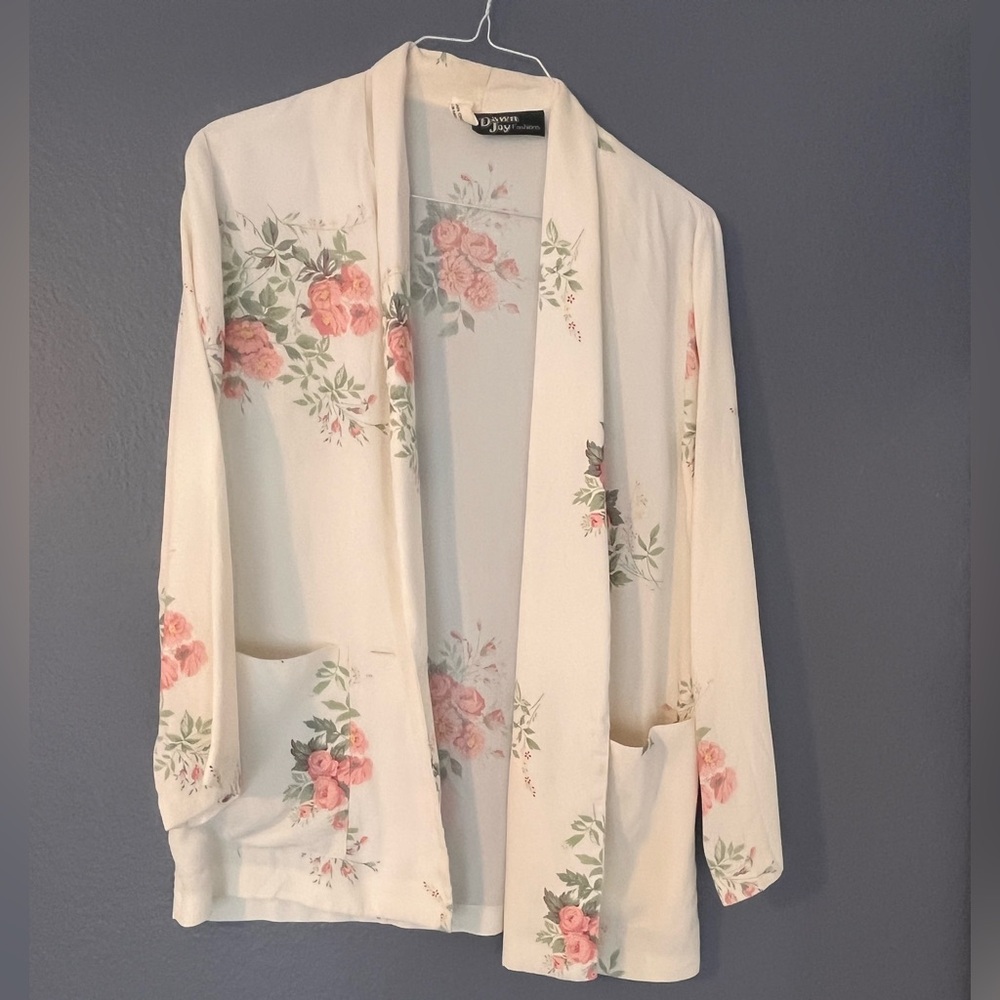 Cream Floral Blazer